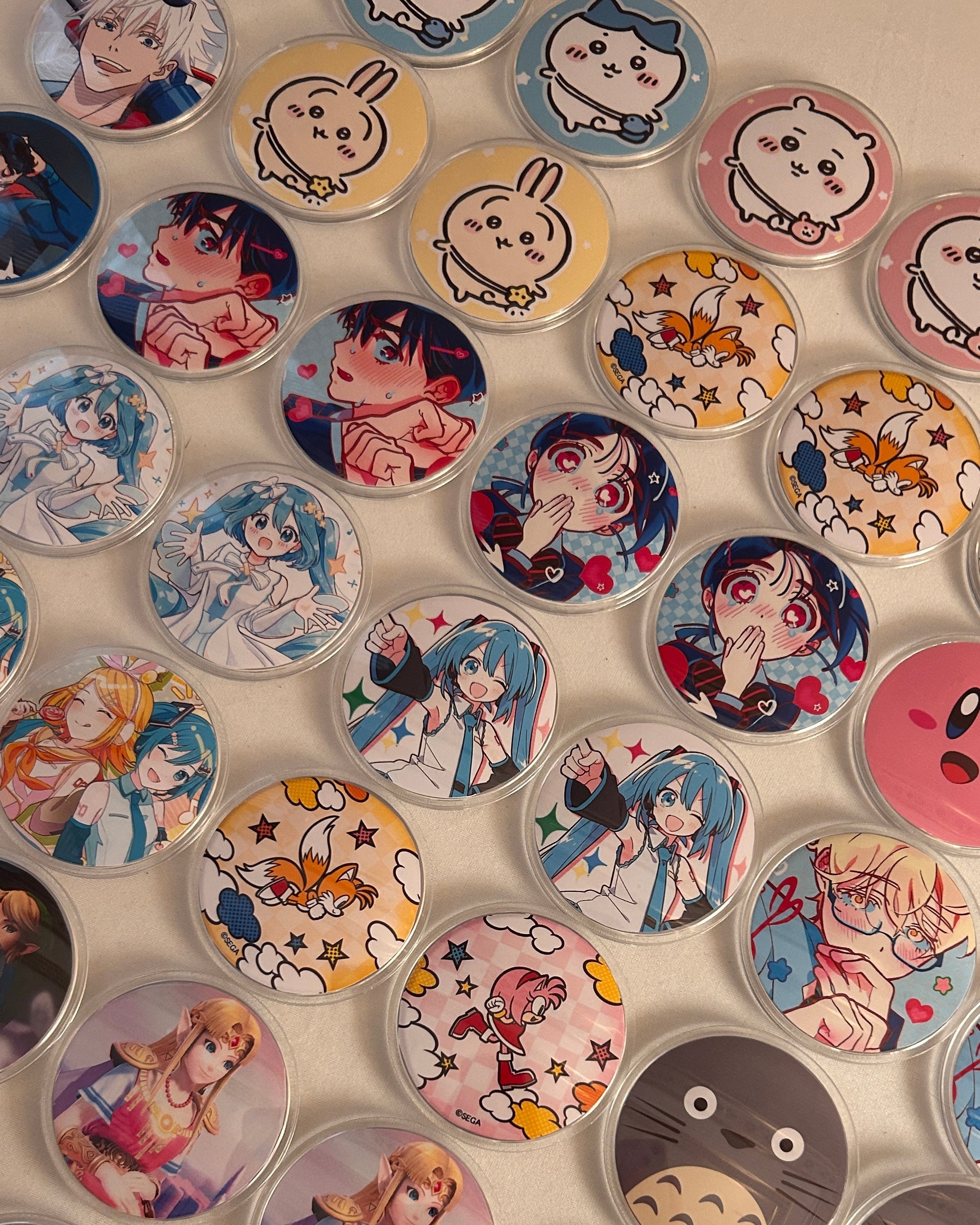 Custom Acrylic Pin Badges